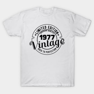 1977 VINTAGE - 44Th BIRTHDAY GIFT T-Shirt